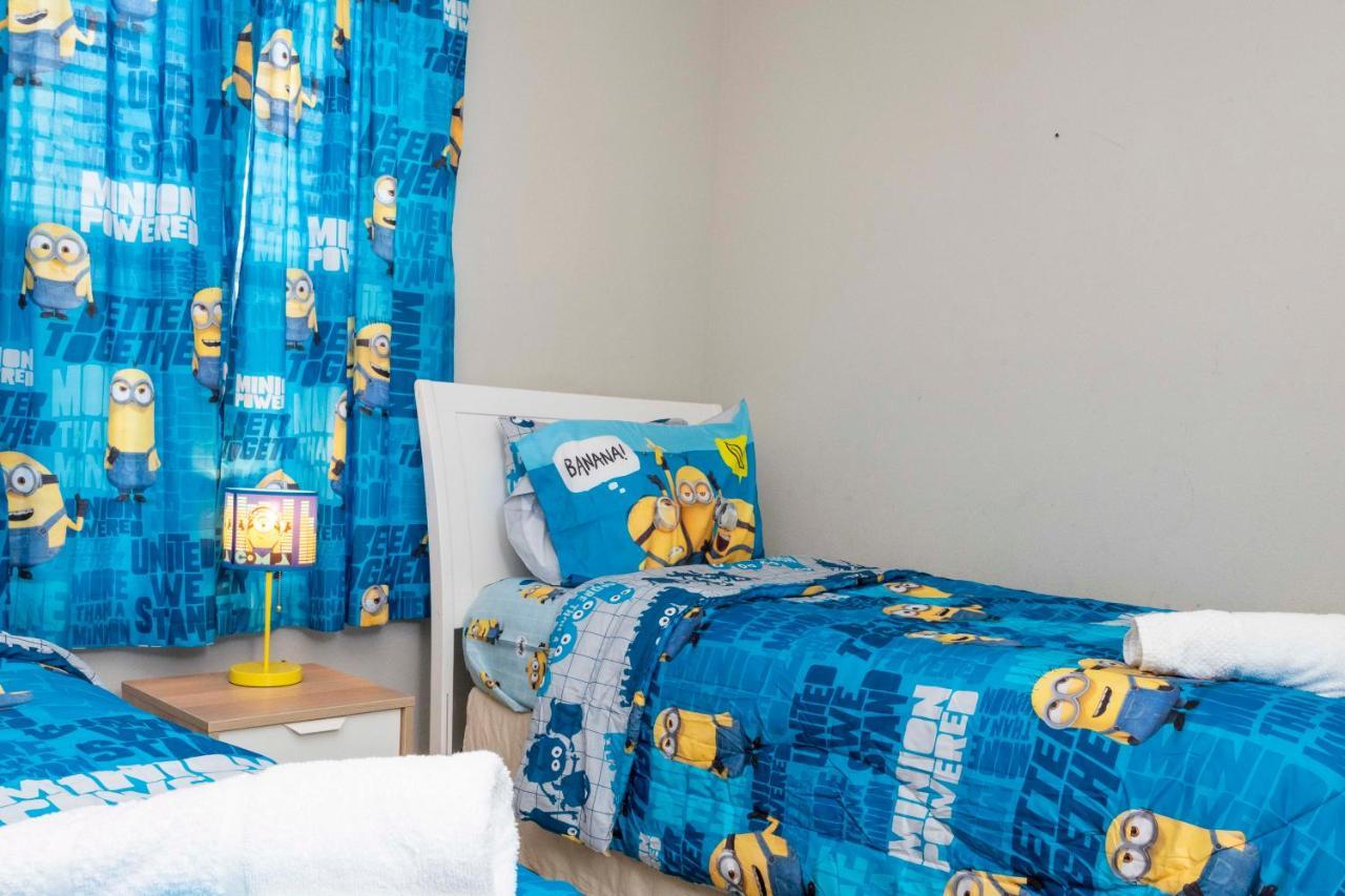 Ferienhaus Four Bedrooms At Compass Bay