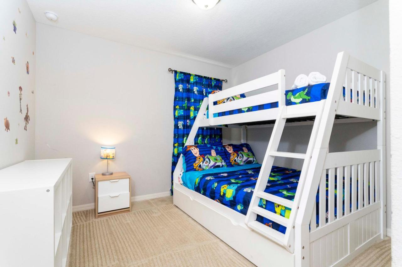 Ferienhaus Four Bedrooms At Compass Bay *